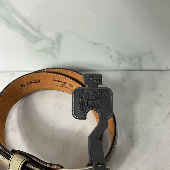 SILVER CREEK Leather Belt - Picture 7 of 7